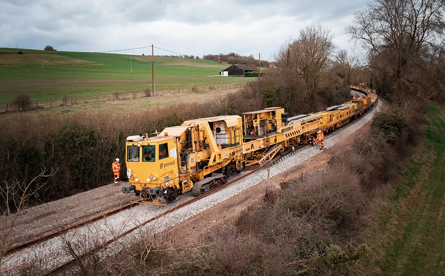 Train usine CM60