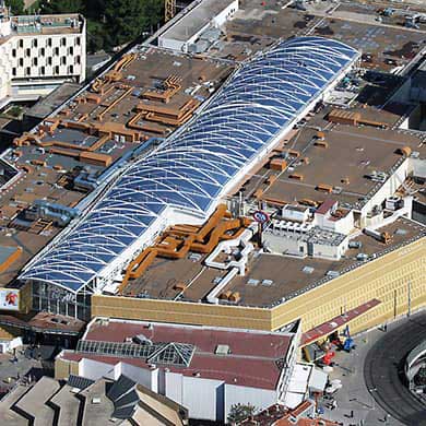 Polygone shopping center in Montpellier - Photo credit: ©Claude | Architect: Viguier